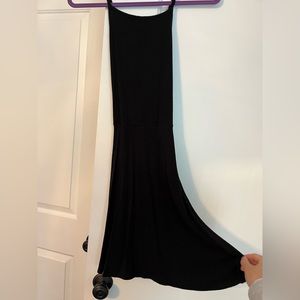 Black Hollister Dress with Crossing in Back Size Small.